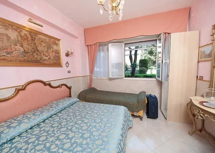 Babri Simim Taj 4*